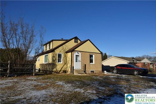 2637 Helen St, ALLENTOWN, PA, 18104-1847 | Card Image