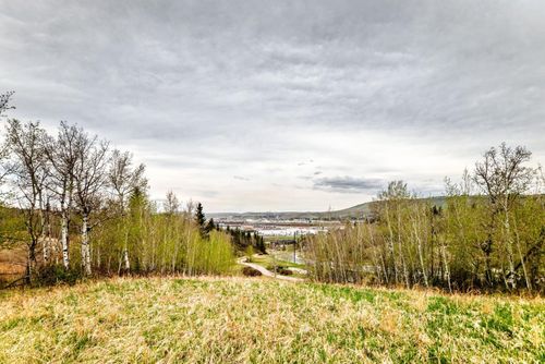 109-525 River Heights Dr, Cochrane, AB, T4C3E3 | Card Image