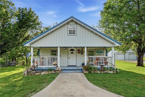 413 Madison 1555, Eureka Springs, AR, 72632-9827 | Card Image