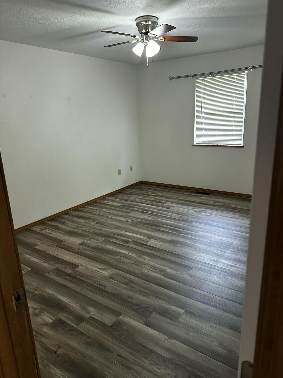 Residential in Mountain Grove 5