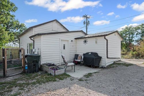 206 6th Ave, Belle Fourche, SD, 57717-1303 | Card Image