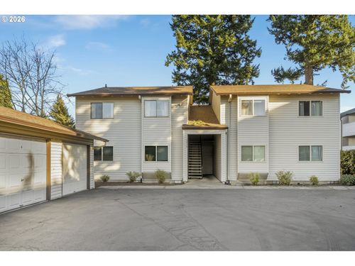 c-12516 Se Stark St, Portland, OR, 97233 | Card Image