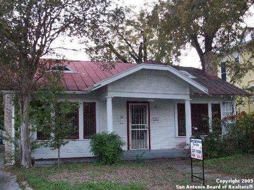 120 Delaware St, San Antonio, TX, 78210-1595 | Card Image
