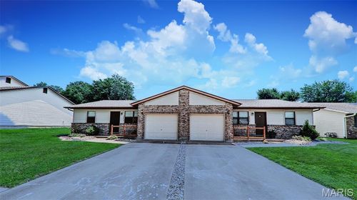 523 Mockingbird St, Troy, IL, 62294-2146 | Card Image