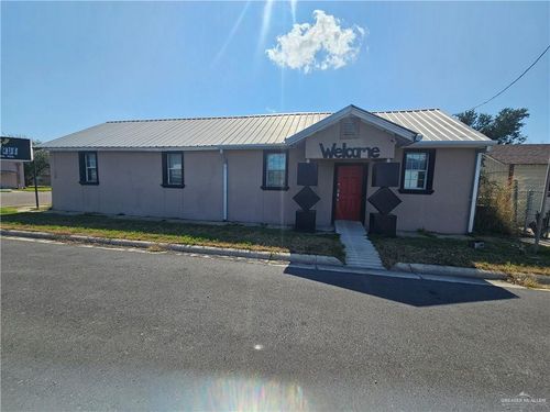 805 E Acacia Ave, Alamo, TX, 78516-4422 | Card Image