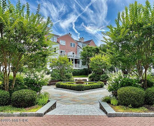 31-51 Forest Ave, Old Greenwich, CT, 06870-1514 | Card Image