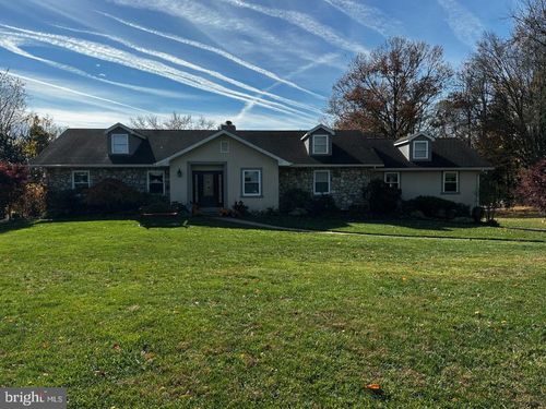 6 Smedley Dr, NEWTOWN SQUARE, PA, 19073-1012 | Card Image