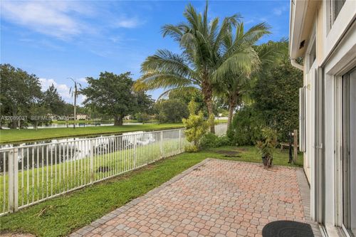 10000 Nw 4th St, Plantation, FL, 33324-7051 | Card Image