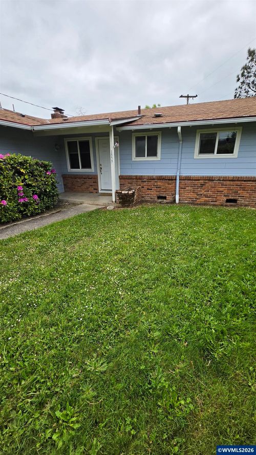 1853 Nw Division Pl, Corvallis, OR, 97330-2108 | Card Image