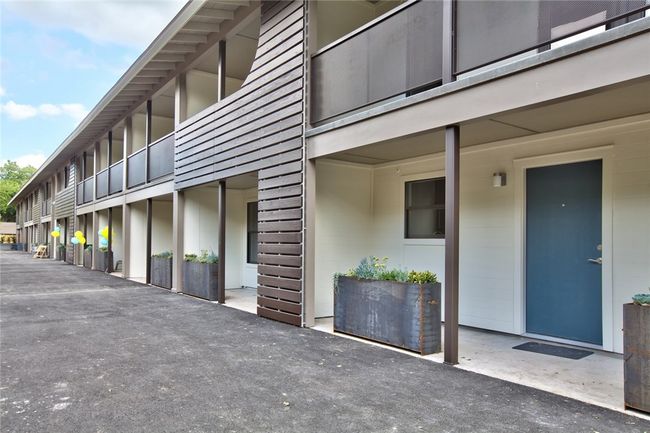APT-117 - 924 E 51 St St, Townhouse with 1 bedrooms, 1 bathrooms and 1 parking in Austin TX | Image 23