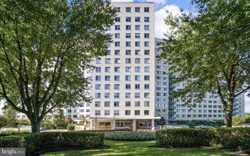 unit-406-10500 Rockville Pike, Rockville, MD, 20852-3337 | Card Image