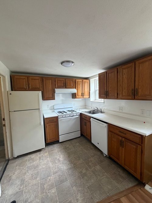 2-72 Cabot St, Beverly, MA, 01915 | Card Image