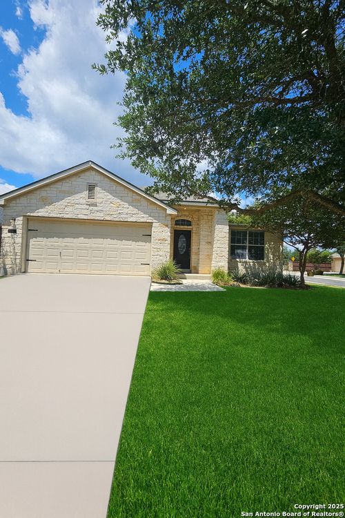 8203 Wayside Crk, San Antonio, TX, 78255-3517 | Card Image