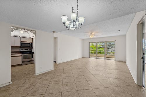 204-719 Lori Dr, Palm Springs, FL, 33461-1289 | Card Image