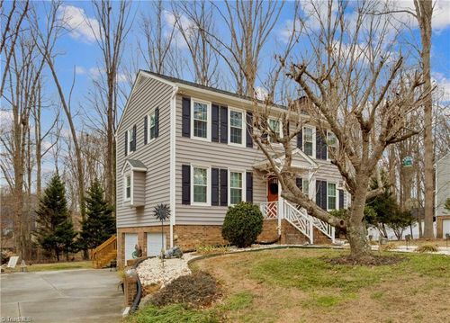 5220 Bridge Pointe Dr, Clemmons, NC, 27012-8400 | Card Image