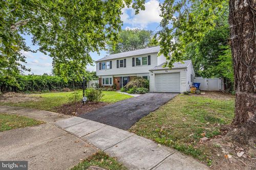 7 Sylvan Ln, Willingboro, NJ, 08046-2032 | Card Image