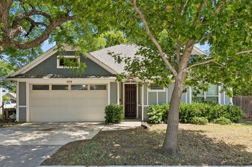 1109 Moore St, McKinney, TX, 75069-5925 | Card Image
