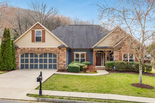 1040 Lynnstone Dr, Chattanooga, TN, 37405-1273 | Card Image