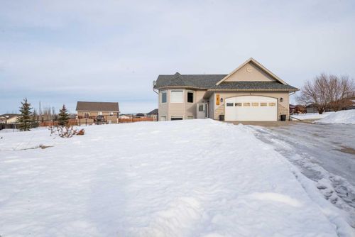 1105 Stacey Dr, Beaverlodge, AB, T0H0C0 | Card Image