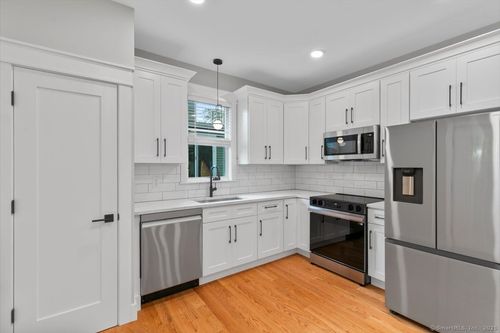 2-245 Dwight St, New Haven, CT, 06511-4504 | Card Image