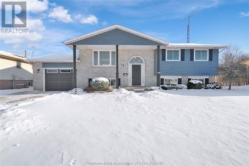 15 Mango Lane, Blenheim, ON, N0P1A0 | Card Image