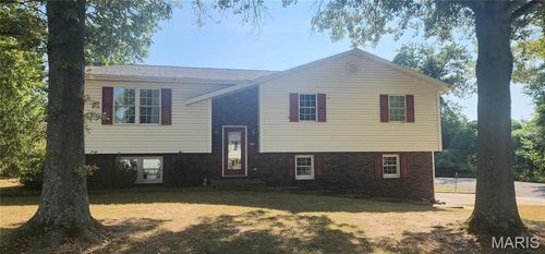2302 Sunset Dr, Chester, IL, 62233-2122 | Card Image