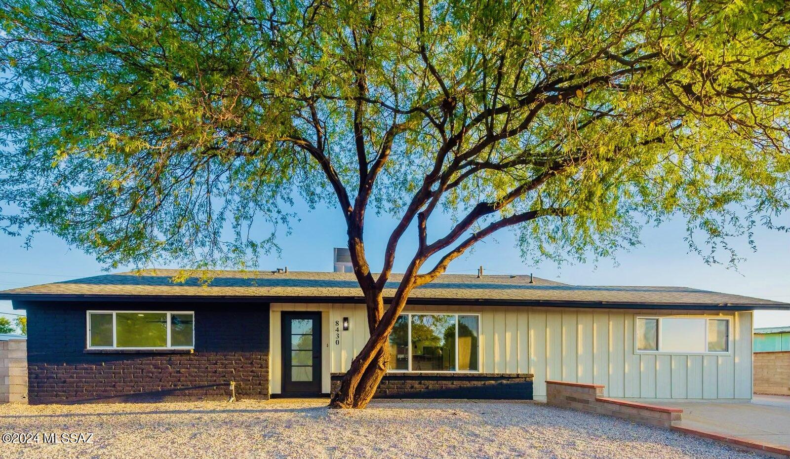 Baker St, Tucson, AZ 85710