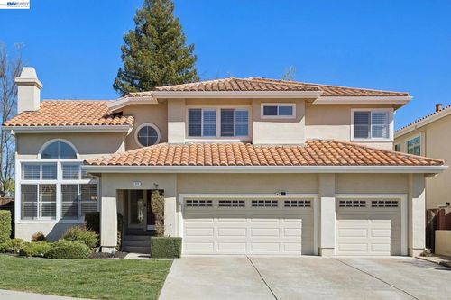 674 Crystal Ct, Pleasanton, CA, 94566-7828 | Card Image