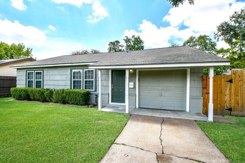1957 Norcrest Dr, Houston, TX, 77055-1425 | Card Image