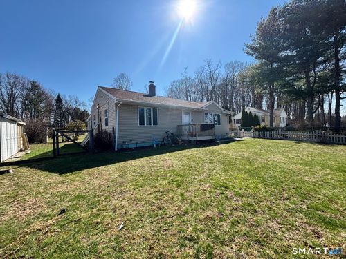 394 Clintonville Rd, North Haven, CT, 06473-2813 | Card Image