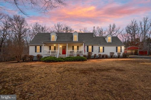 5105 Deep Creek Rd, KENTS STORE, VA, 23084-2445 | Card Image