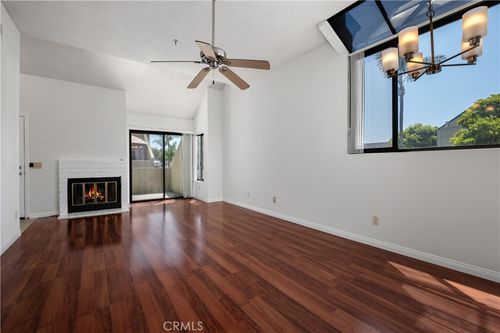 202-17652 Sergio Cir, Huntington Beach, CA, 92647-8903 | Card Image