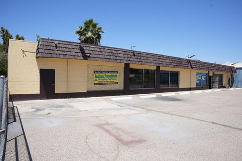 5783 S Elm Ave, Fresno, CA, 93706-5814 | Card Image