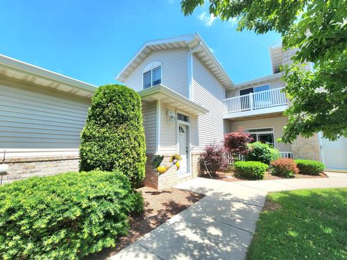 4023 Hazelnut Court, Sheboygan, WI, 53081 | Card Image