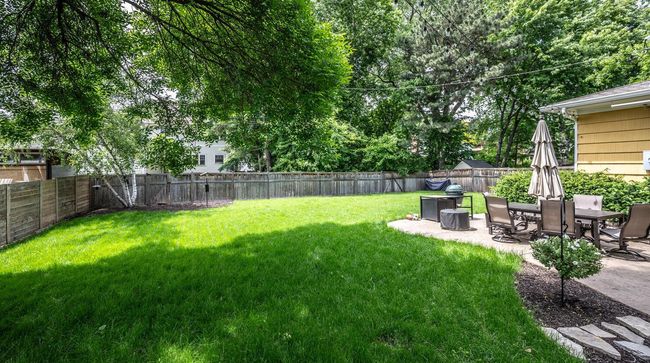Large fenced backyard is great for backyard games, gardening, kids or dogs | Image 30