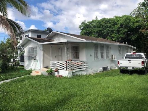 3314 Nw 9th Ct, Miami, FL, 33127-3334 | Card Image