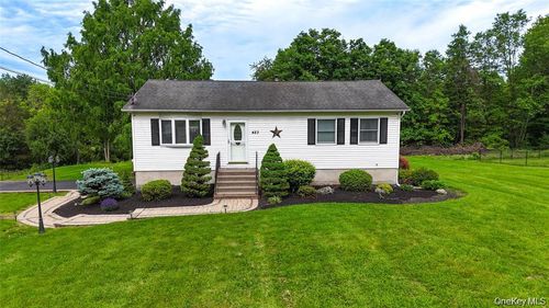 423 Rock Cut Rd, Walden, NY, 12586-2415 | Card Image