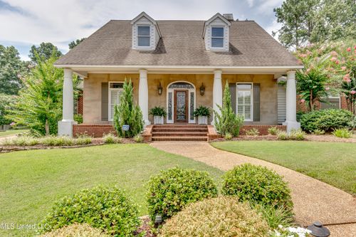 289 Surrey Xing, Ridgeland, MS, 39157-8750 | Card Image