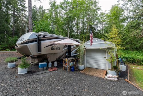 151 E Hillside Dr, Belfair, WA, 98528-9566 | Card Image