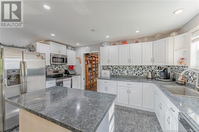 31 Longs Creek Rd, House other with 2 bedrooms, 2 bathrooms and null parking in Upper Kingsclear NB | Image 18