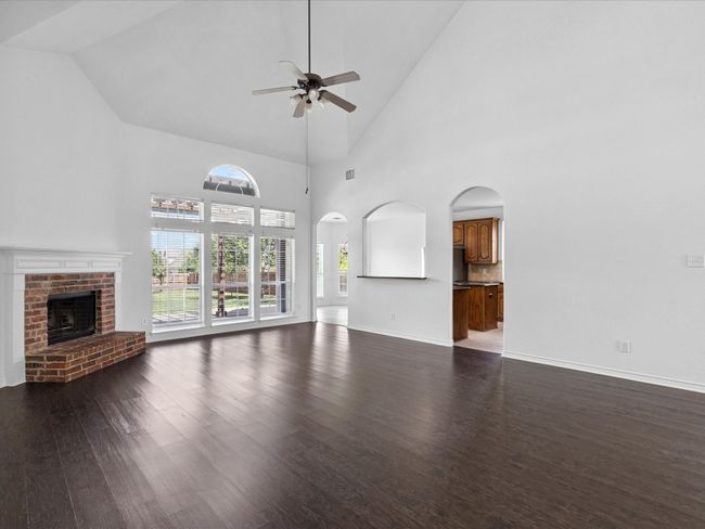 1617 Diamond Back Ln, House other with 5 bedrooms, 4 bathrooms and null parking in Haslet TX | Image 7