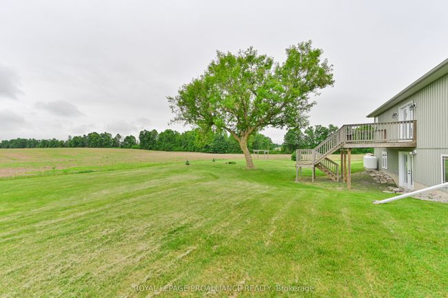 126 Squire Rd, House other with 3 bedrooms, 2 bathrooms and 8 parking in Springbrook ON | Image 26