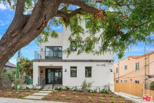 728 3/4 Robinson St, Los Angeles, CA, 90026-3615 | Card Image