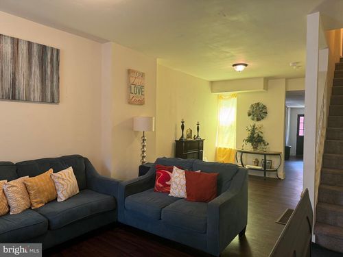 1443 Berryhill St, HARRISBURG, PA, 17104-2233 | Card Image