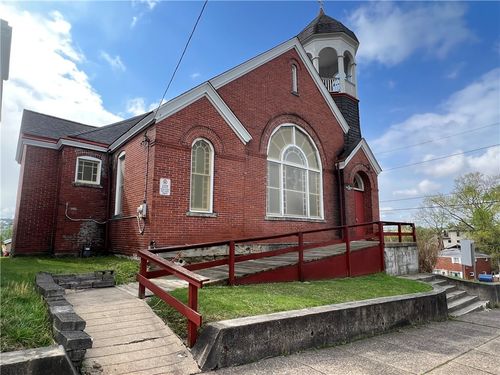 100 Duquesne Ave, Dravosburg, PA, 15034-1317 | Card Image