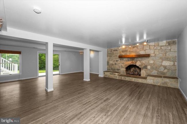 4211 Spring View Ct, House other with 5 bedrooms, 5 bathrooms and null parking in Jefferson MD | Image 22