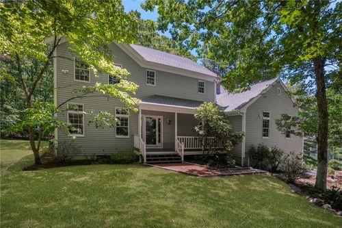 4 Stonecarry Way, East Greenwich, RI, 02818-1063 | Card Image