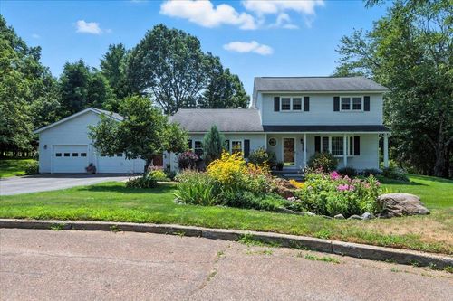 90 Palmer Ct, Williston, VT, 05495-2021 | Card Image