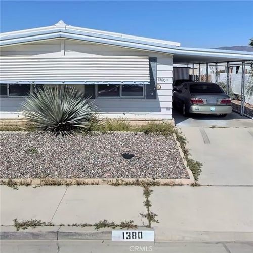 1380 Cabrillo Dr, Hemet, CA, 92543-2669 | Card Image