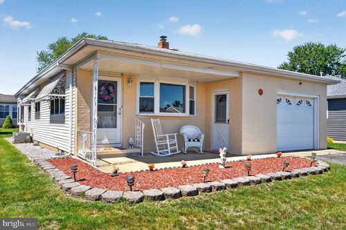 17 Corinth Pl, TOMS RIVER, NJ, 08757-3914 | Card Image